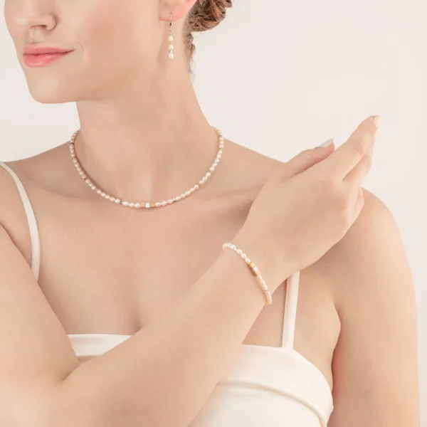 Necklace Cube Trilogy & Oval Freshwater Pearls | COEUR DE LION Fashion